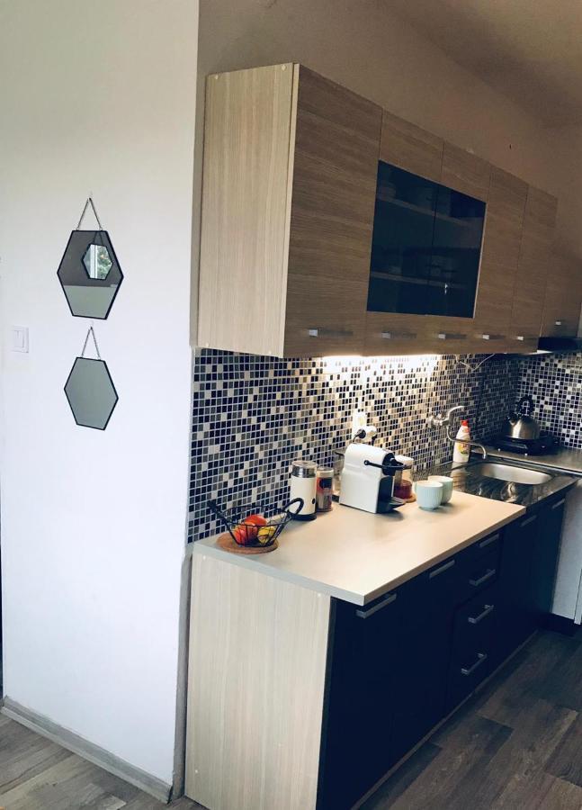 Apartman Domov Decin Luaran gambar